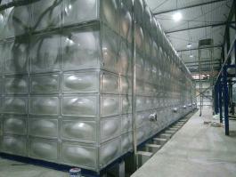 伯恩蓝宝石集团1500吨不锈钢水箱